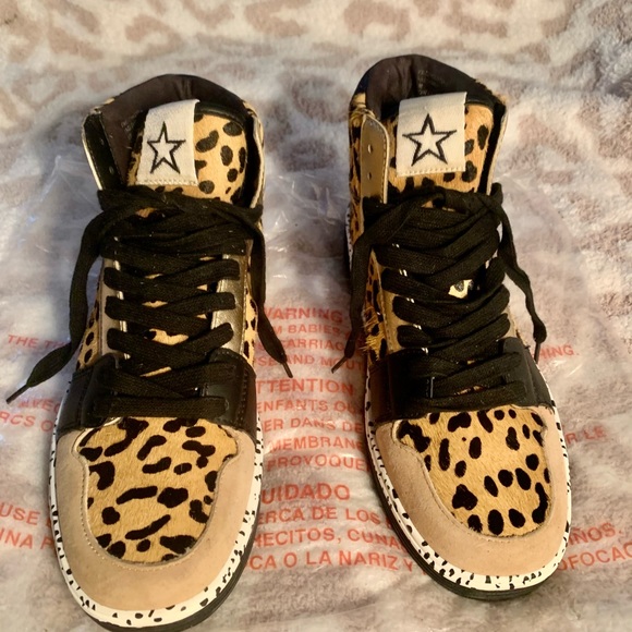 Never used High tops by Steve Madden. - Picture 8 of 9